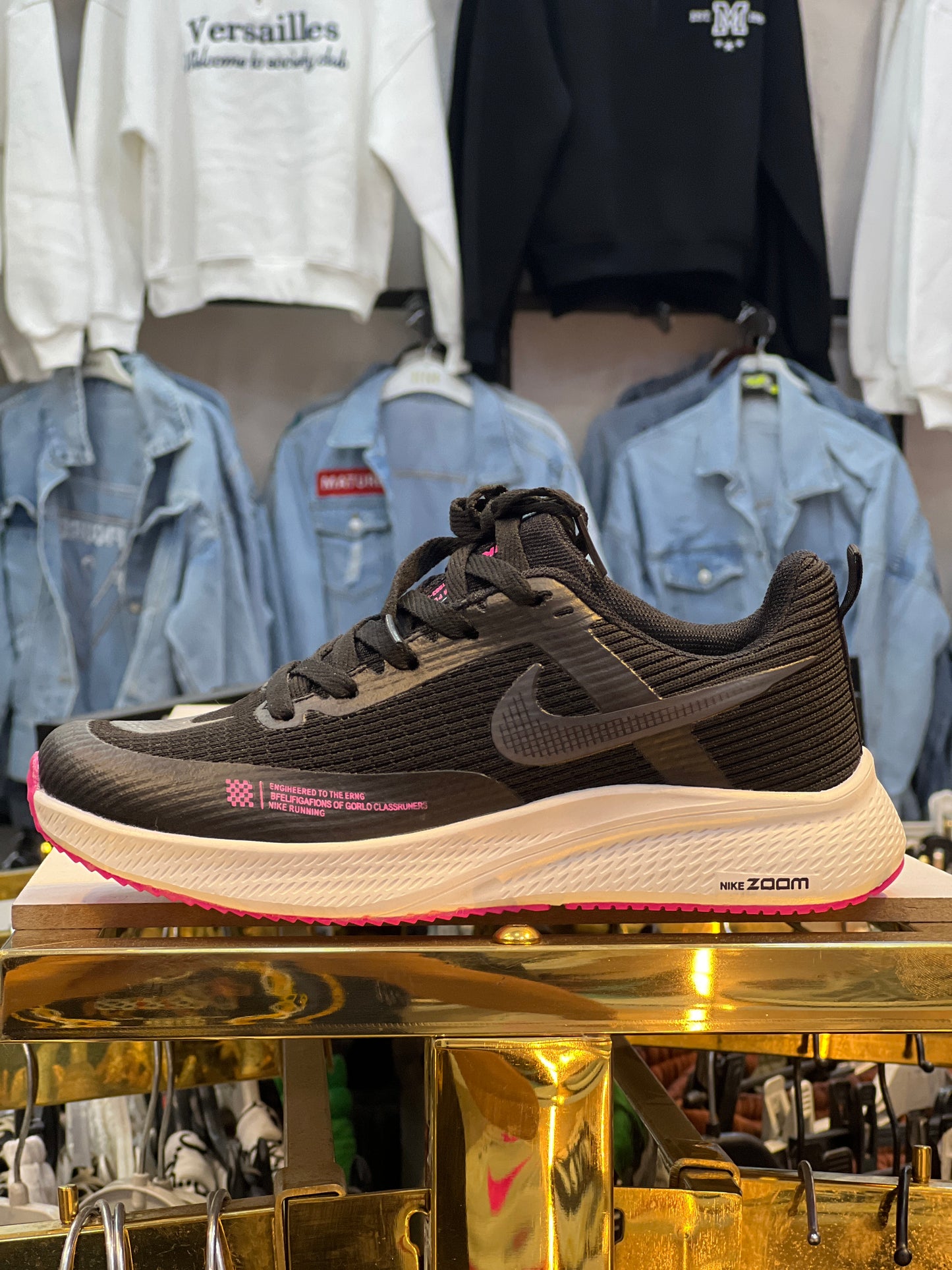 NIKE ZOOM black purple