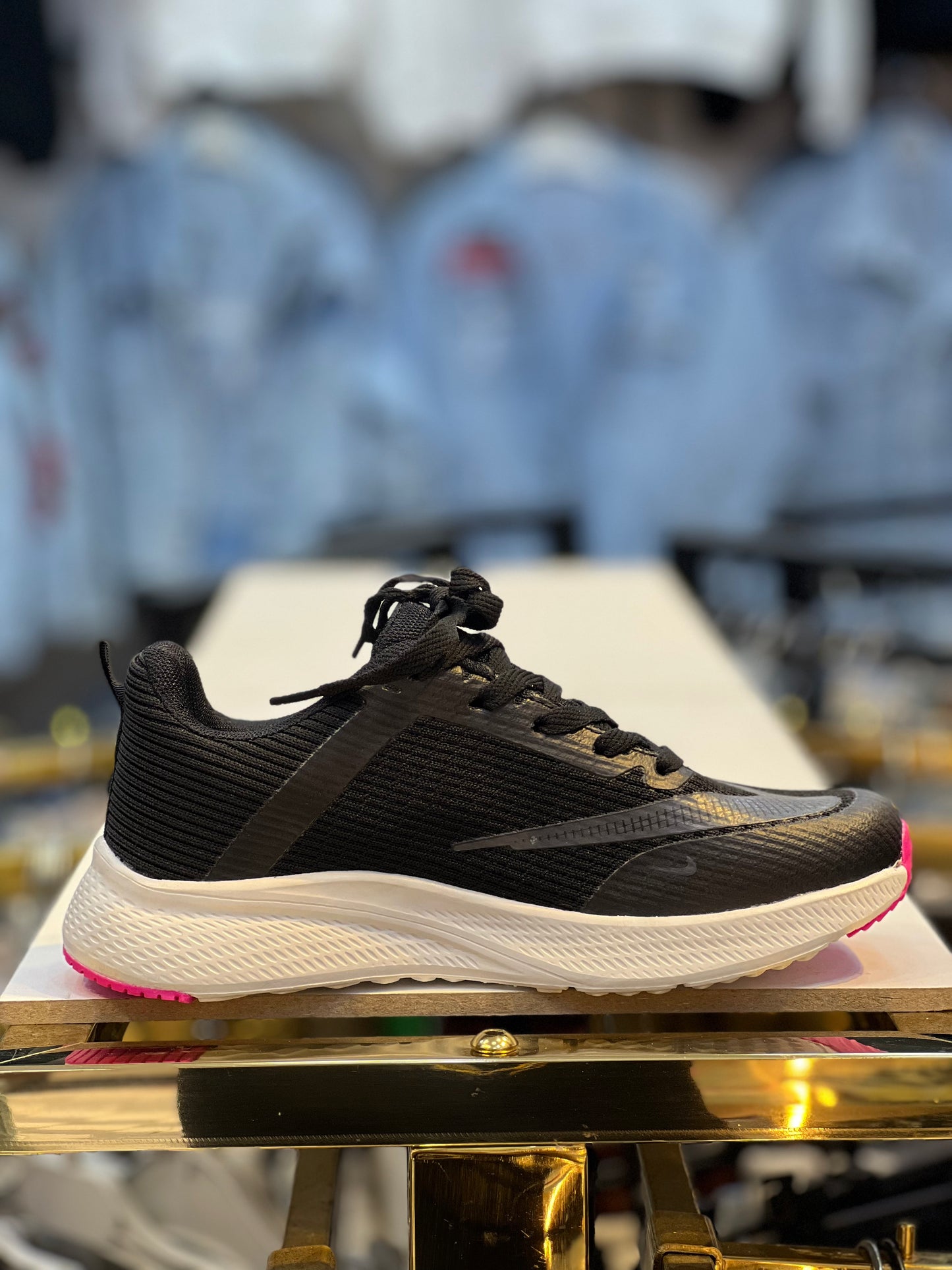NIKE ZOOM black purple