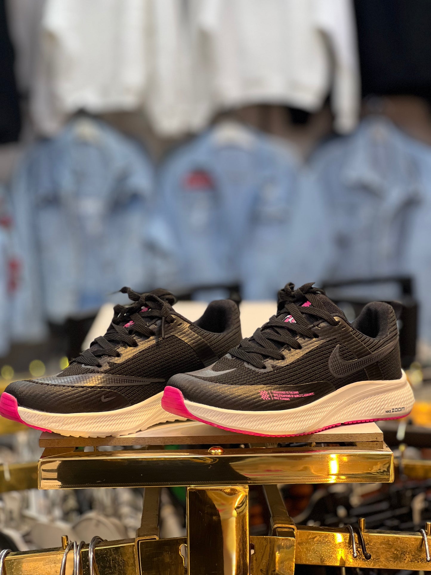 NIKE ZOOM  black   purple