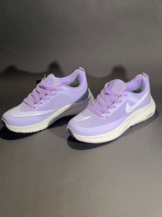 NIKE ZOOM   purple