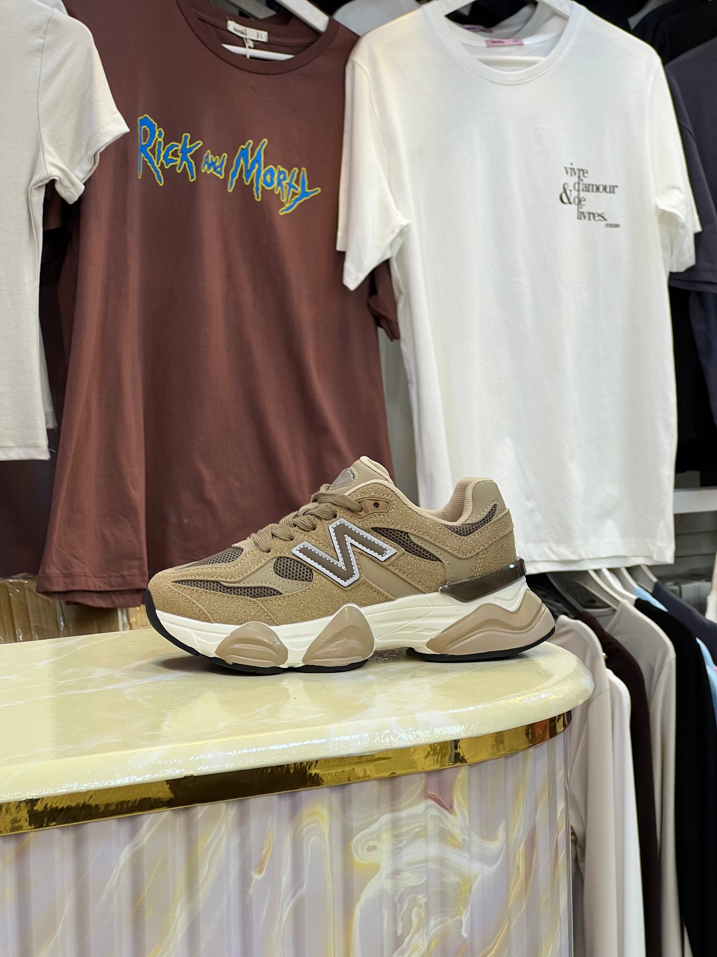 New balance 9060